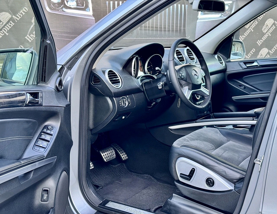 Mercedes-Benz M-Класс, 2010г., полный привод, автомат