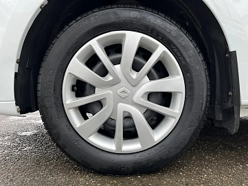 Renault Sandero, 2019г., передний привод, механика