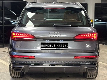 Audi Q7, 2025г, полный привод, автомат