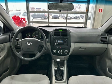 Kia Cerato, 2007г, передний привод, механика