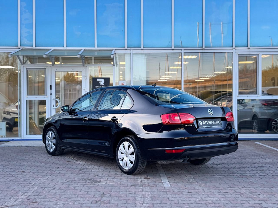 Volkswagen Jetta, 2012г., передний привод, механика