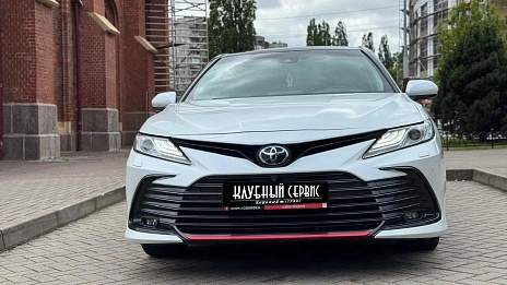 Toyota Camry, 2021г, передний привод, автомат