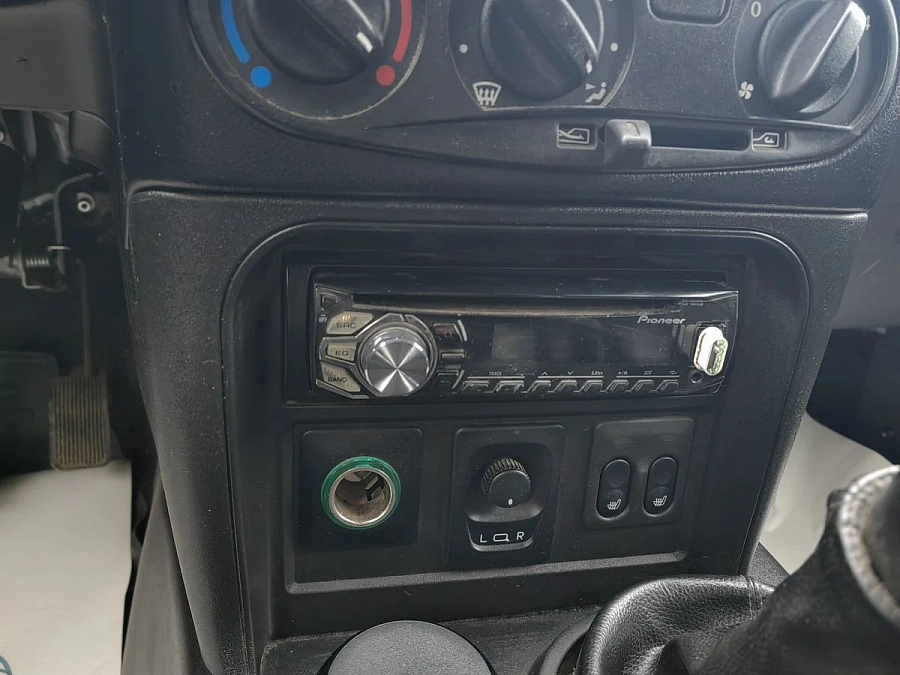 Chevrolet Niva, 2014г., полный привод, механика