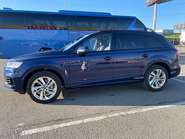 Audi Q7, 2021г, полный привод, автомат