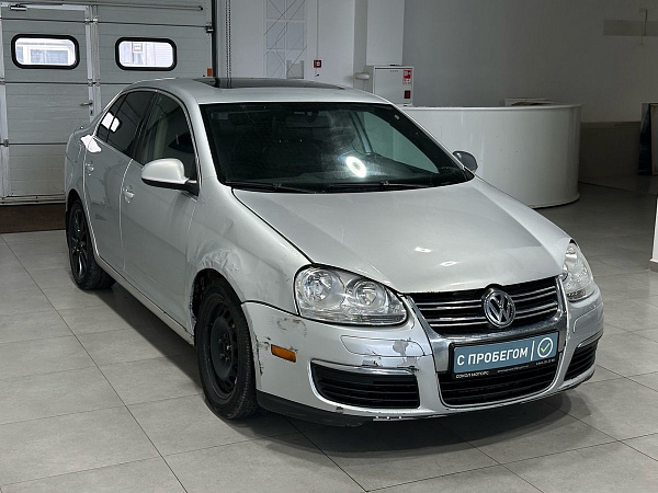Volkswagen Jetta, 2005г., передний привод, автомат