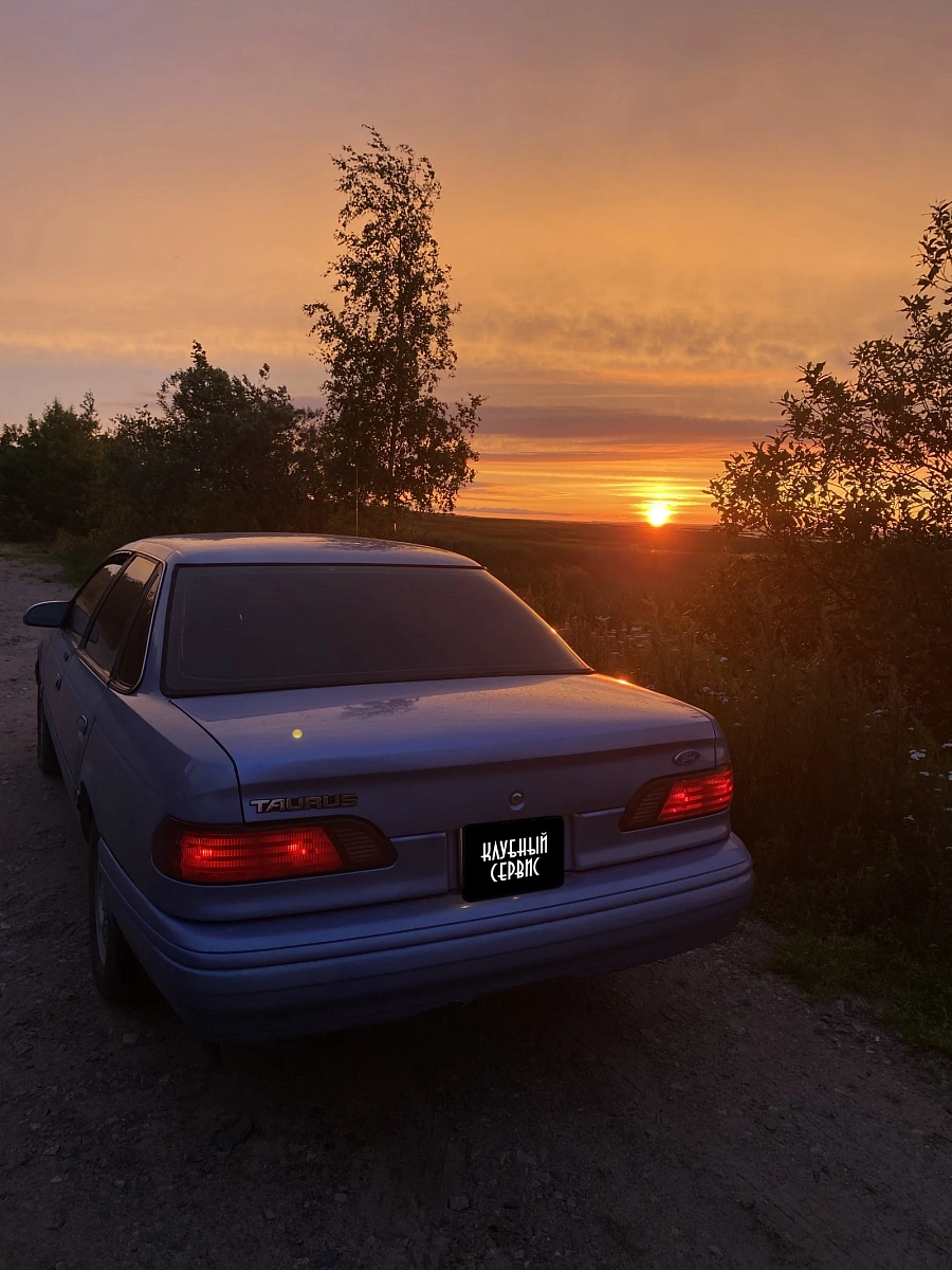 Ford Taurus, 1995г., передний привод, автомат