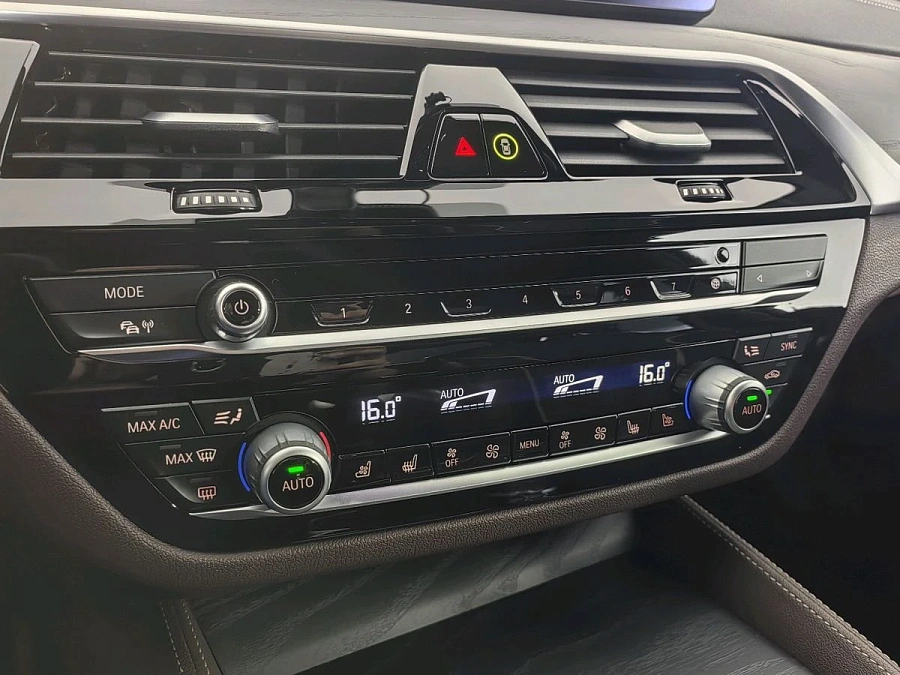 BMW 5 серии, 2020г., полный привод, автомат