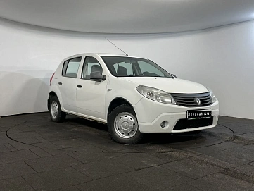 Renault Sandero, 2011г, передний привод, механика