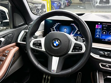 BMW X7, 2022г, полный привод, автомат