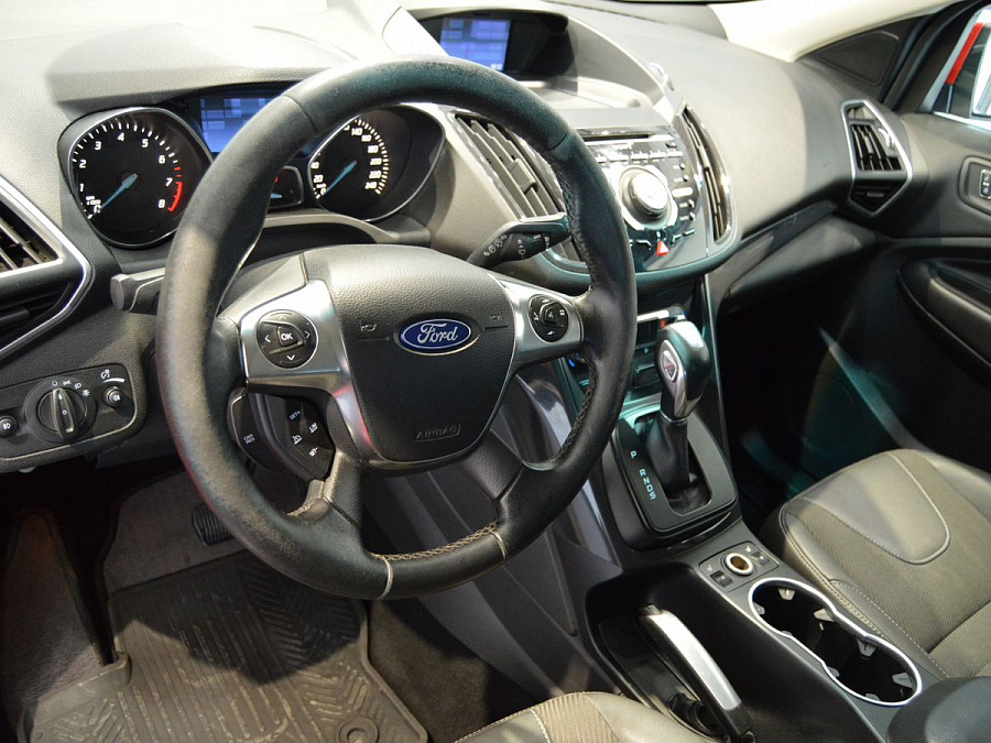 Ford Kuga, 2014г., передний привод, автомат