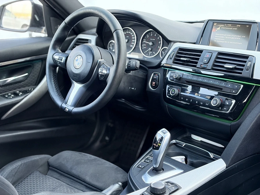 BMW 3 серии, 2016г., передний привод, автомат