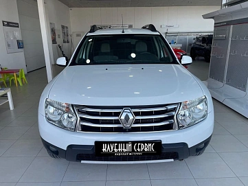 Renault Duster, 2014г, передний привод, автомат