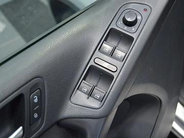 Volkswagen Tiguan, 2013г, передний привод, механика