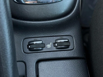 Toyota Avensis, 2008г, передний привод, автомат