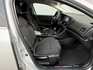 Renault Megane, 2019г, передний привод, механика