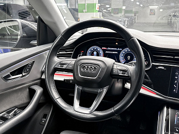 Audi Q8, 2019г., полный привод, автомат