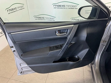 Toyota Corolla, 2013г, передний привод, автомат