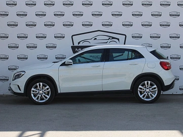 Mercedes-Benz , 2015г., полный привод, робот