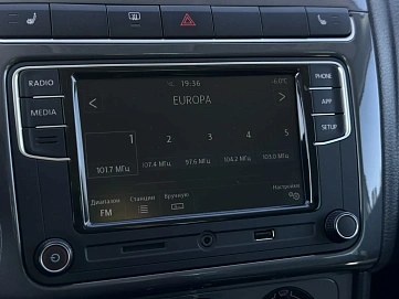 Volkswagen Polo, 2019г, передний привод, механика