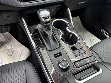 Toyota Highlander, 2025г, полный привод, автомат