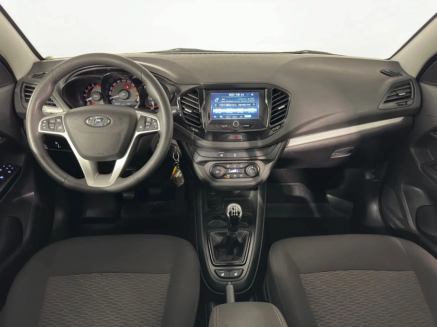 Lada (ВАЗ) Vesta, 2018г., передний привод, механика