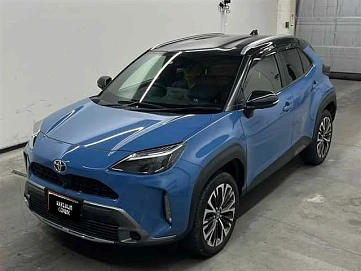 Toyota Yaris Cross, 2022г, полный привод, вариатор