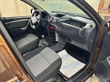 Renault Duster, 2012г, полный привод, механика