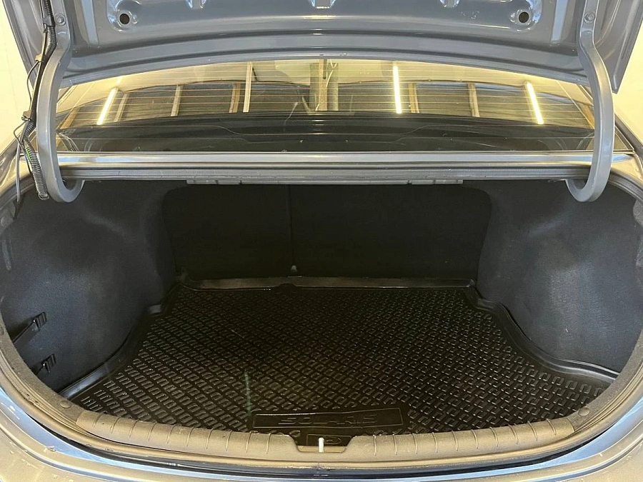 Hyundai Solaris, 2020г., передний привод, автомат