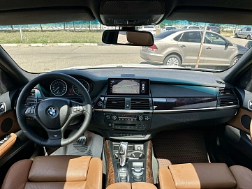 BMW X5, 2008г, передний привод, автомат