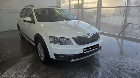 Skoda Octavia, 2014г, полный привод, робот