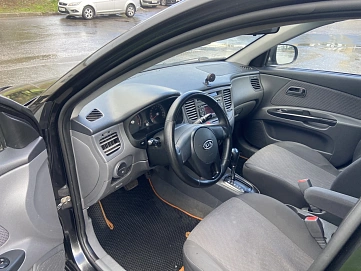 Kia Rio, 2010г, передний привод, автомат