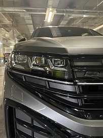 Volkswagen Touareg, 2024г, полный привод, автомат