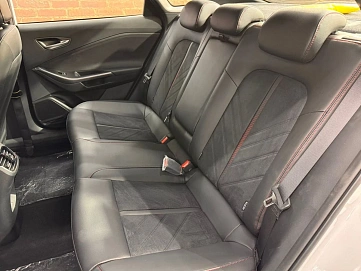 Hyundai Lafesta, 2025г, передний привод, робот