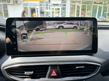 Hyundai Santa Fe, 2019г, передний привод, автомат