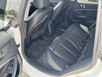 BMW 2 серии, 2020г, передний привод, автомат