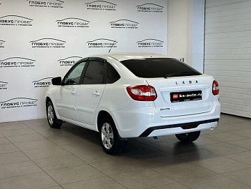 Lada (ВАЗ) Granta, 2019г., передний привод, механика