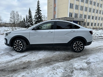 Lada (ВАЗ) Vesta, 2023г, передний привод, механика