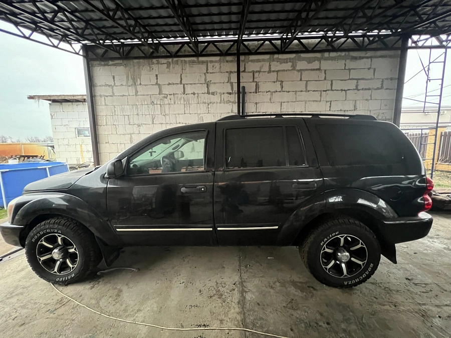 Dodge Durango, 2004г., задний привод, автомат