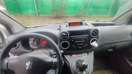 Peugeot Partner, 2011г, передний привод, механика