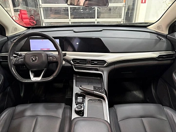 Changan UNI-T, 2023г, передний привод, робот