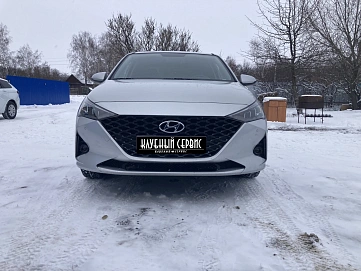 Hyundai Solaris, 2021г, передний привод, автомат