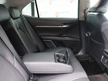 Toyota Camry, 2021г, передний привод, автомат
