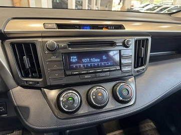 Toyota RAV4, 2013г, полный привод, вариатор
