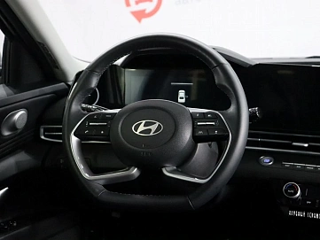 Hyundai Elantra, 2024г, передний привод, вариатор