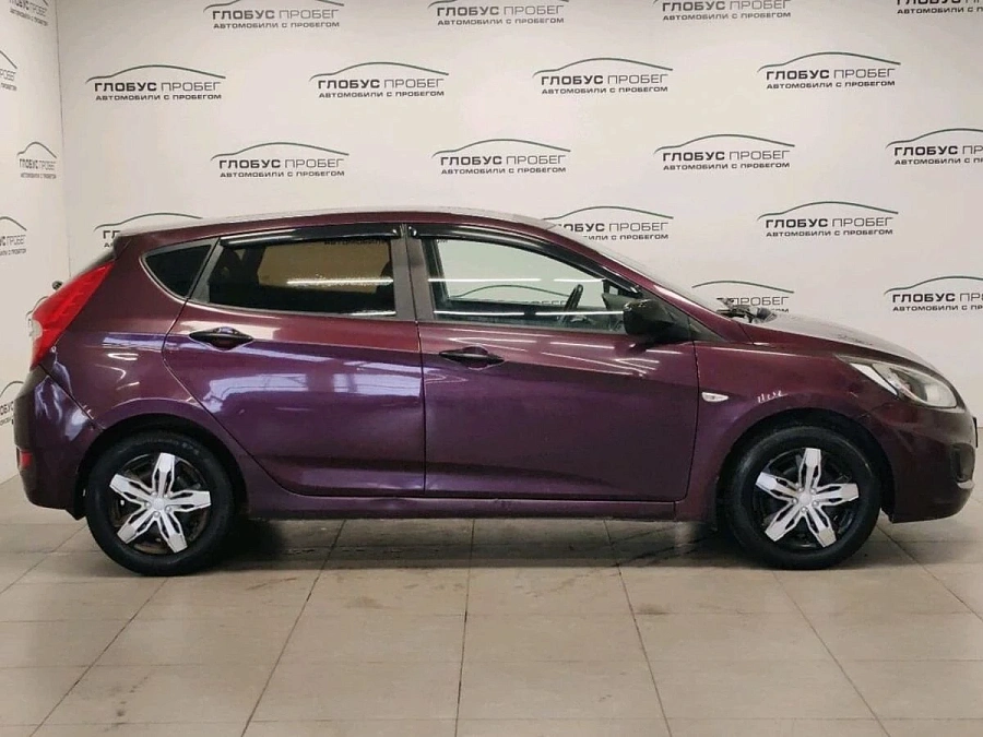 Hyundai Solaris, 2011г., передний привод, механика