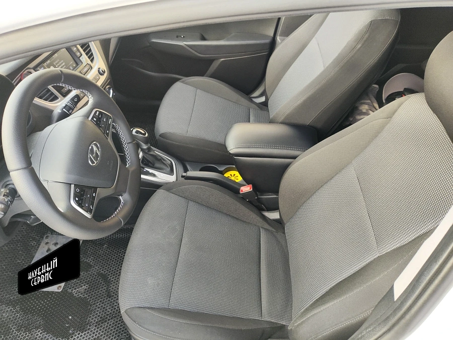 Hyundai Solaris, 2021г., передний привод, автомат