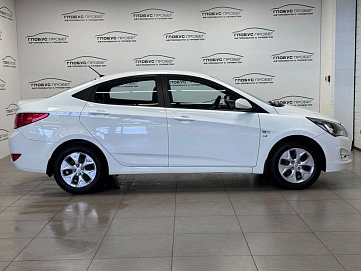 Hyundai Solaris, 2015г, передний привод, механика