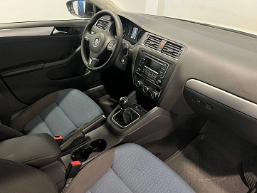 Volkswagen Jetta, 2013г, передний привод, механика