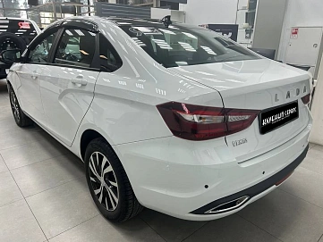 Lada (ВАЗ) Vesta, 2023г, передний привод, механика