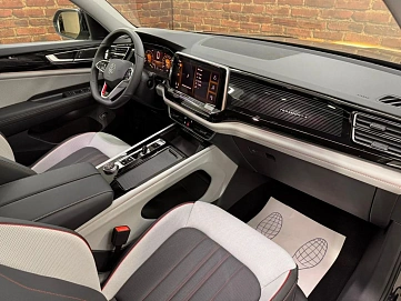 Volkswagen Teramont, 2025г., полный привод, робот